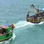 Navy seizes 2 Sri Lankan fishing boats