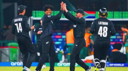 New Zealand beats Pakistan by 9 wickets in 1st T20I