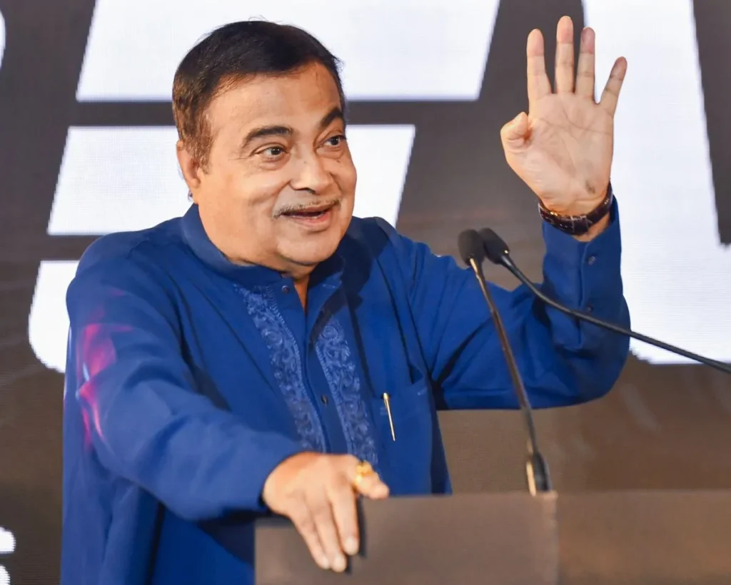 Mumbai-Goa highway to be completed by June: Gadkari