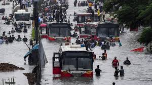 Mumbai receives nearly 300 mm rain; air, road, rail services hit