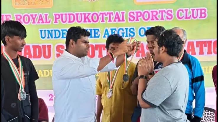 Minister TRB Raja’s son declines medal from Annamalai