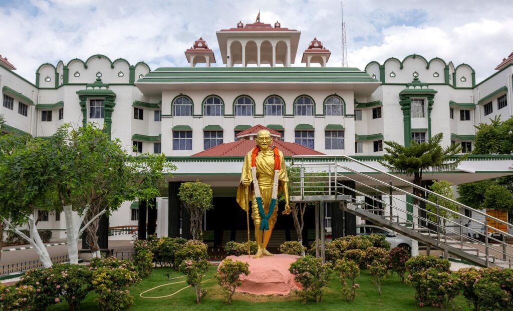 HC allows temporary jobs for Karur stampede victims’ families