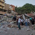 Quake rocks western Turkey