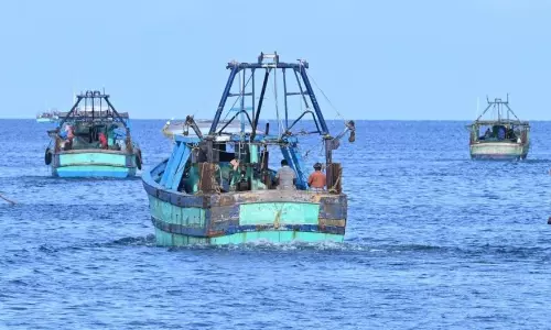 Sri Lankan Navy Arrests Five TN Fishermen
