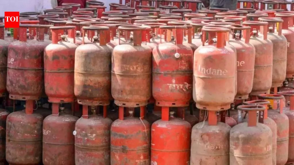 Domestic LPG Bookings Near Pre-War Levels, Supply to Commercial Users Restricted