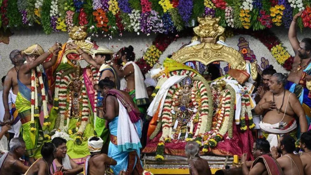Madurai Chithirai Festival: Meenakshi–Sundareswarar Celestial Wedding Celebrated Grandly