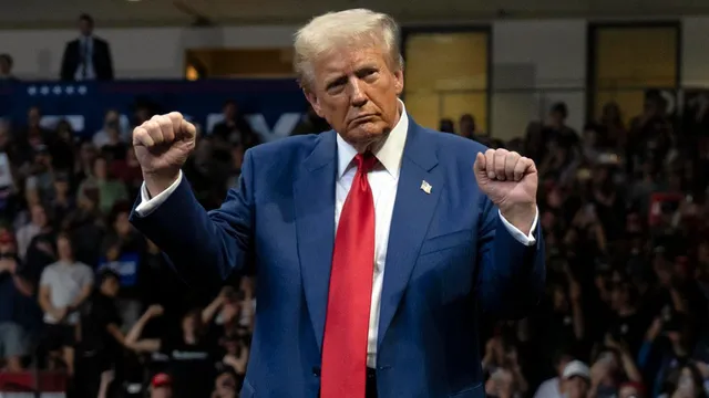 Trump threatens Strait of Hormuz blockade after US-Iran ceasefire talks end without agreement