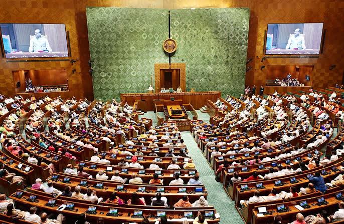 The 850-MP Circus: More Lung Power, Less Loo Space