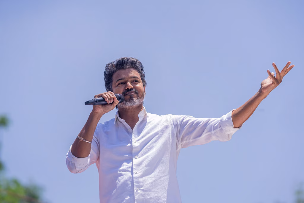 Vijay Offers Prayers at Tiruchendur Temple