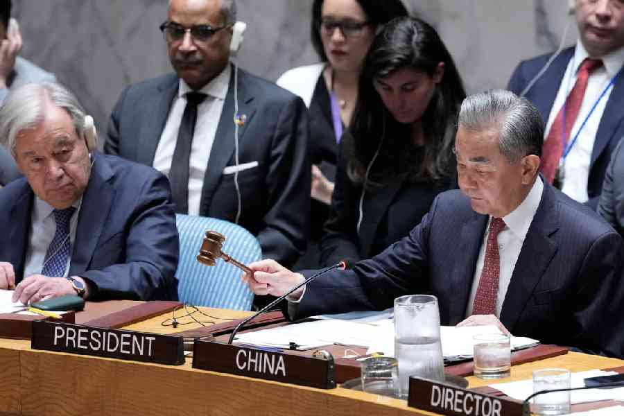 China supports Pak’s role in US-Iran talks