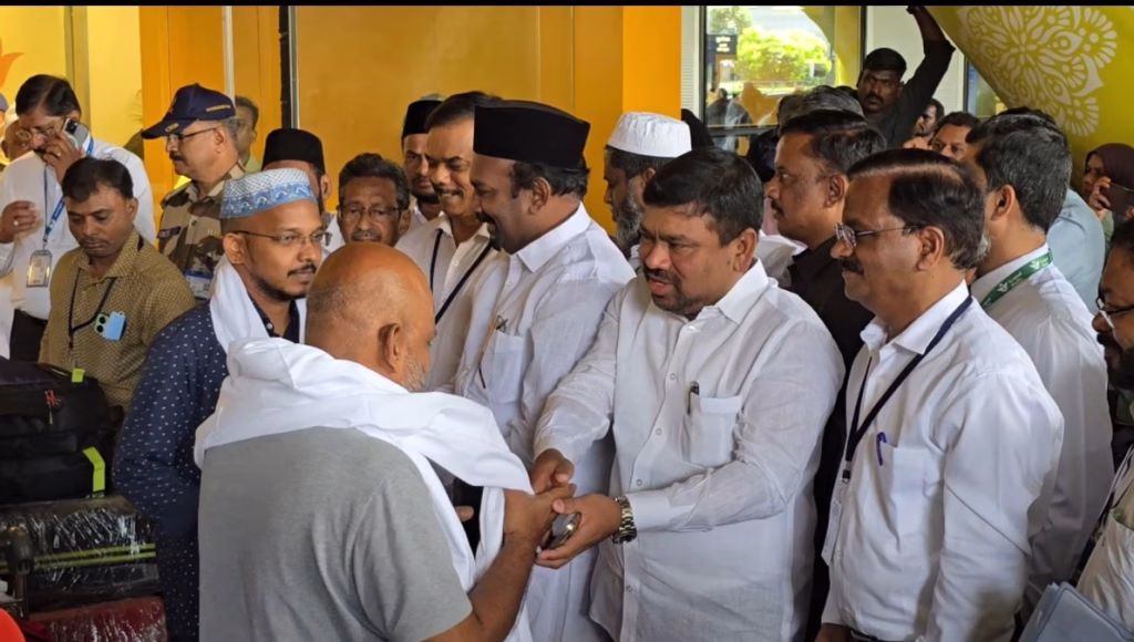 TN will not implement new Waqf Act, Says Minister Shahjahan