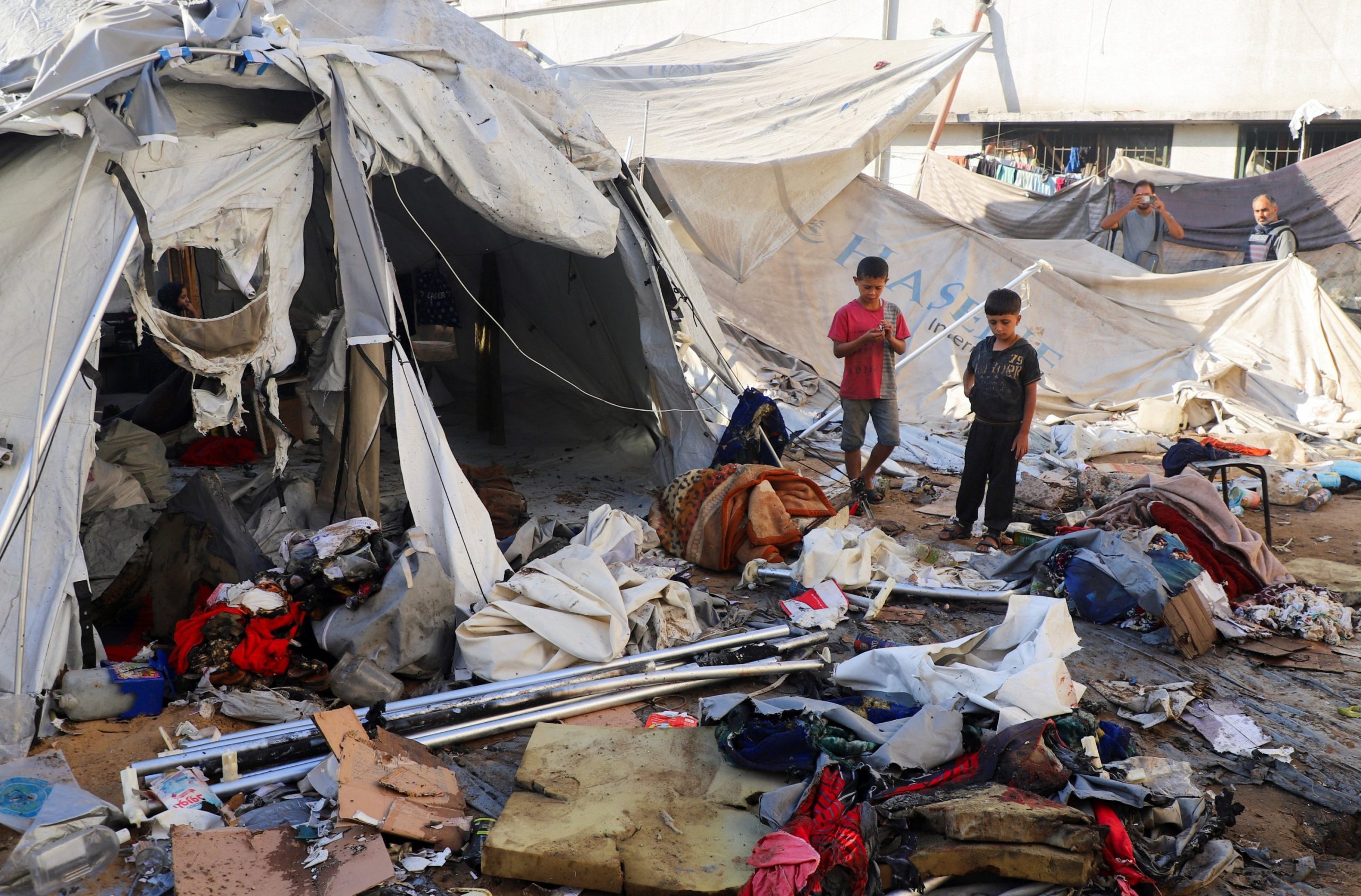 Israeli strike hits tent in Gaza, child among 3 dead - News Today ...