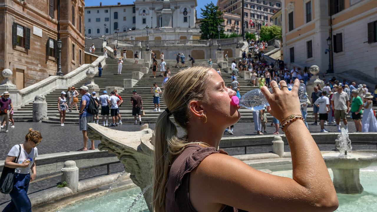 Europe's heat wave led to spike in deaths, Over 10,000 killed