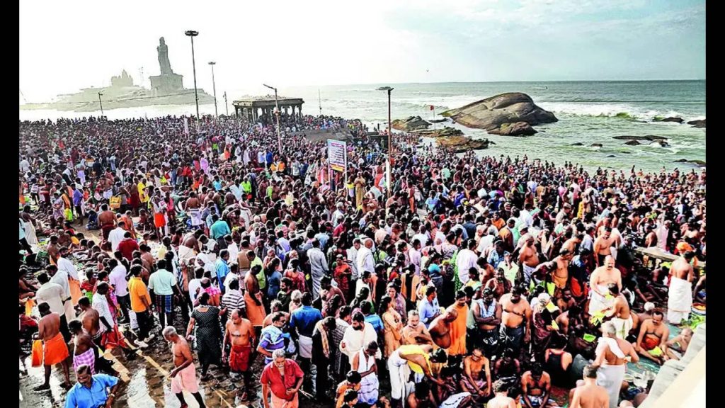 Aadi Amavasai: Devotees offer prayers for departed ancestors