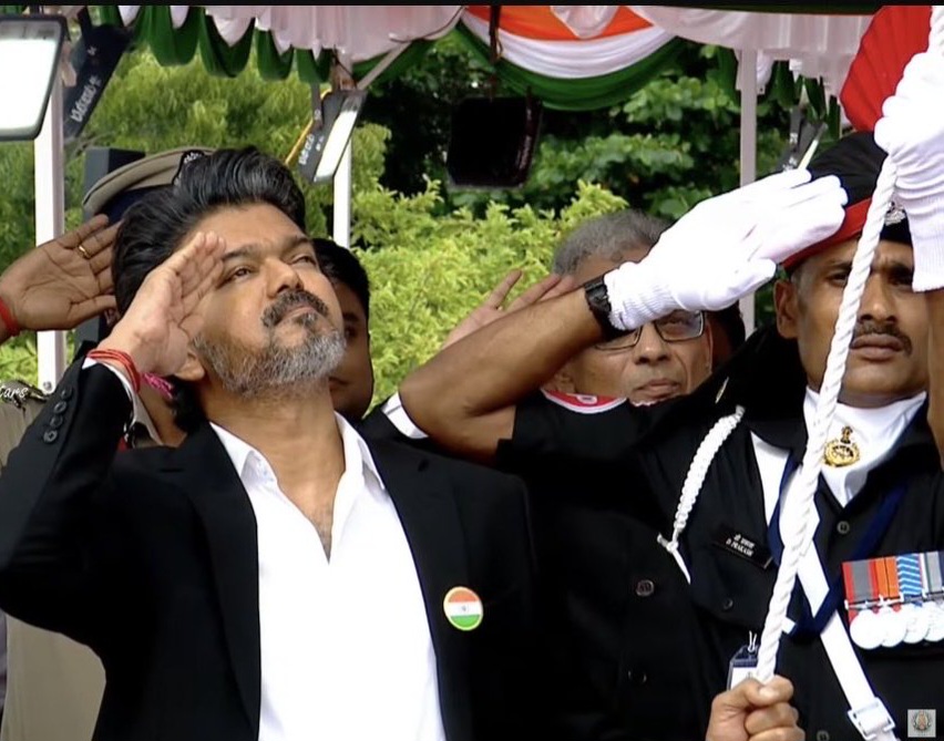 I-Day: CM Unfurls National Flag, Calls Fight Against Corruption ‘True Freedom’