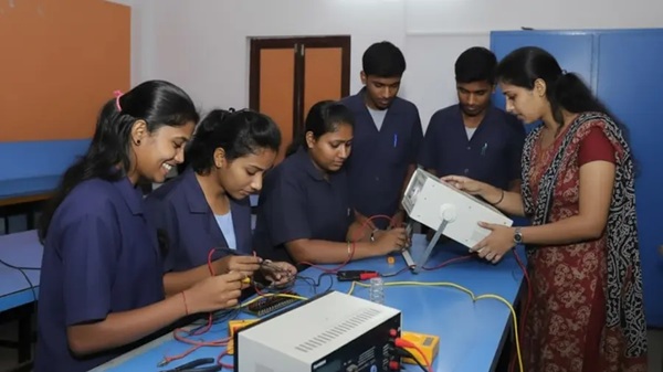 ‘95% of TN government ITI trainees secure jobs’