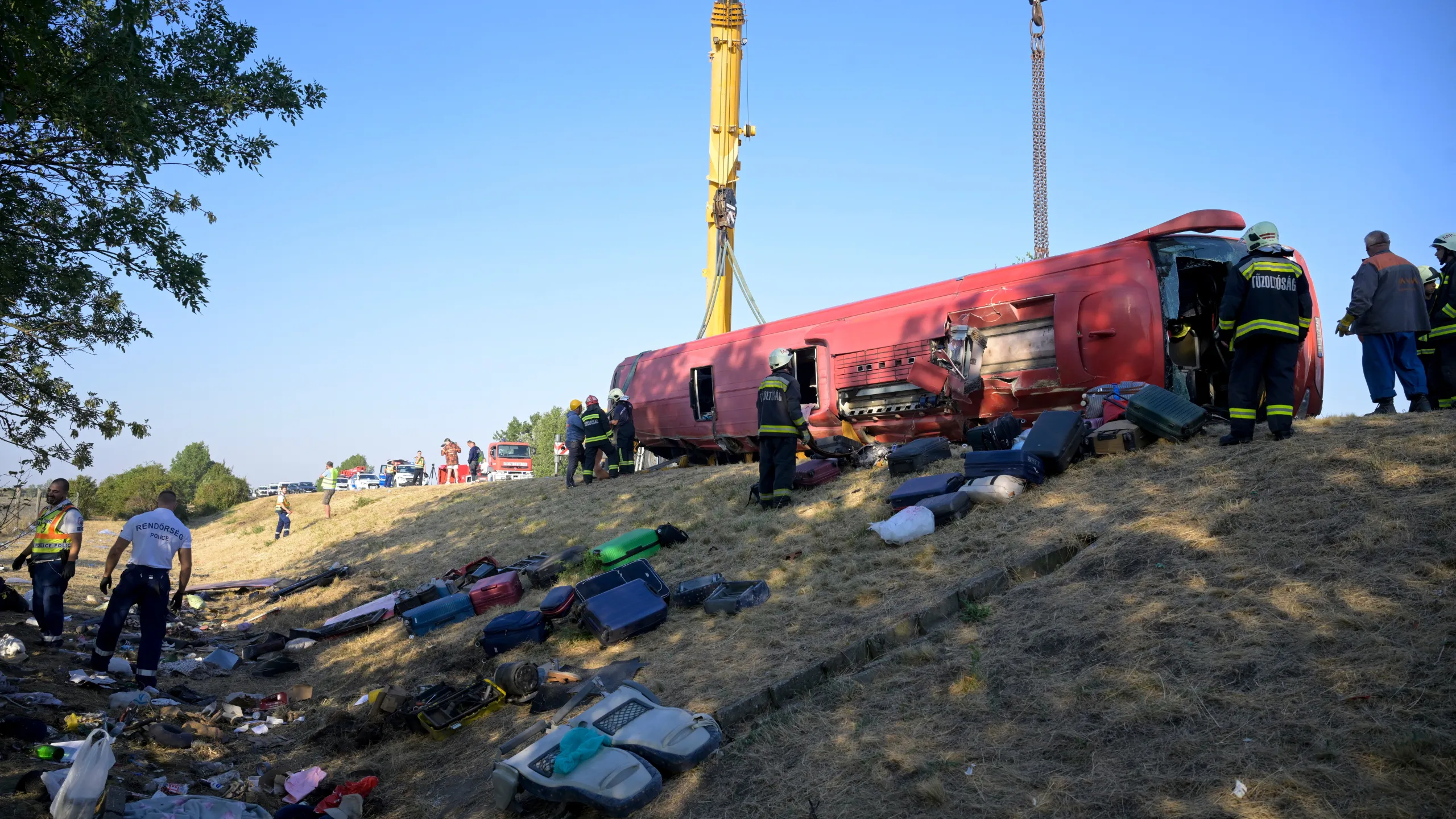 Bus crash in Hungary kills 12