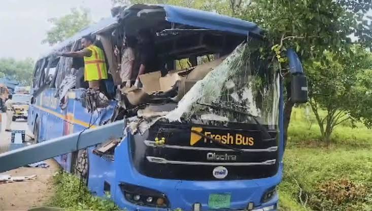 Six killed in Telangana road accident