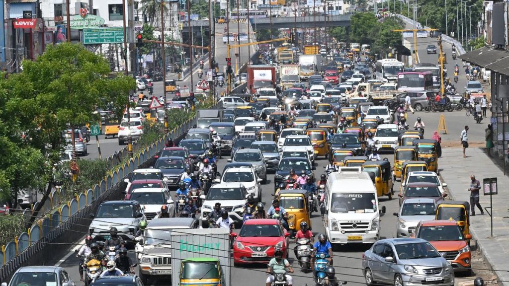 Long Holiday Ends, Massive Rush as People Return to Chennai From Across Tamil Nadu