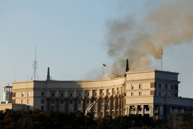 Russia-Ukraine war: Fresh strikes reported across Kyiv