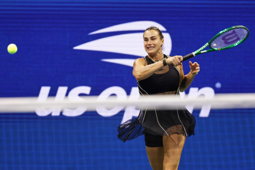 Sabalenka powers her way into the third round