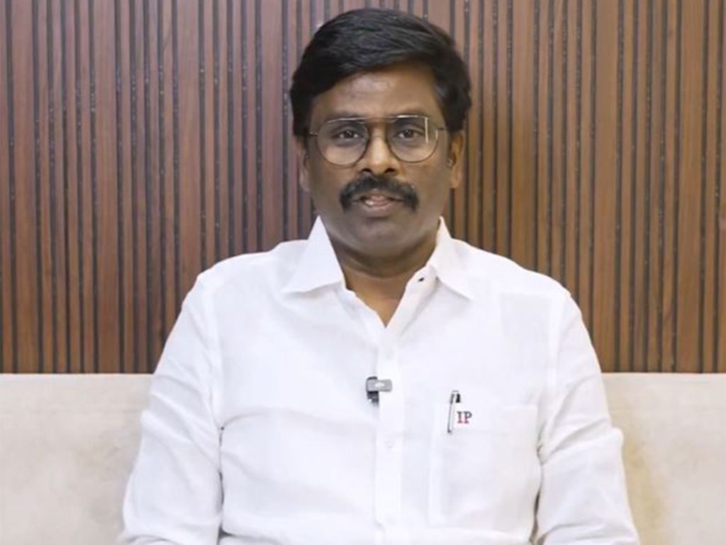 DMK fields I. Parandaman, S. Suganya for bypolls