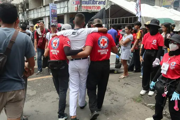 Two students, Gunman jilled in Philippines school shooting