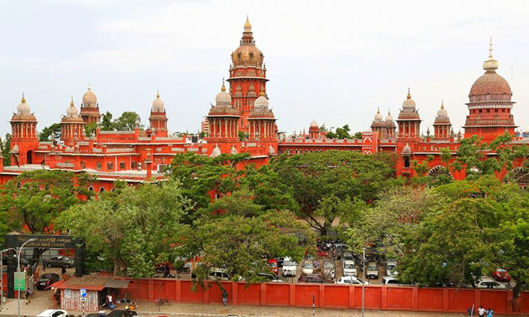 Rebel AIADMK MLAs: HC upholds Speaker’s decision to accept resignations