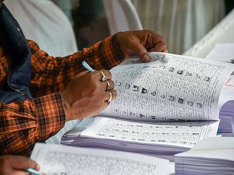 EC issues fresh norms for electoral roll revision