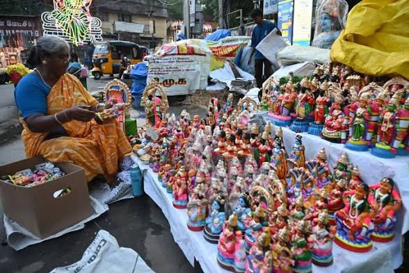 New designs add colour to Chennai’s Navaratri kolu doll shopping
