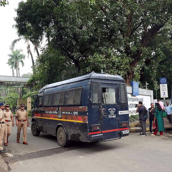 Mumbai Police Issue Notices to 24 X Accounts Over Sabeer Bhatia Documentary