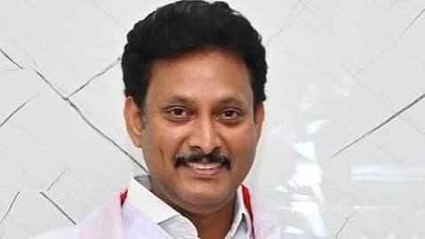 Former Minister Anbil Mahesh moves bail plea in corruption case