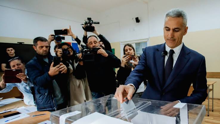 Bulgaria heads for presidential runoff after inconclusive election
